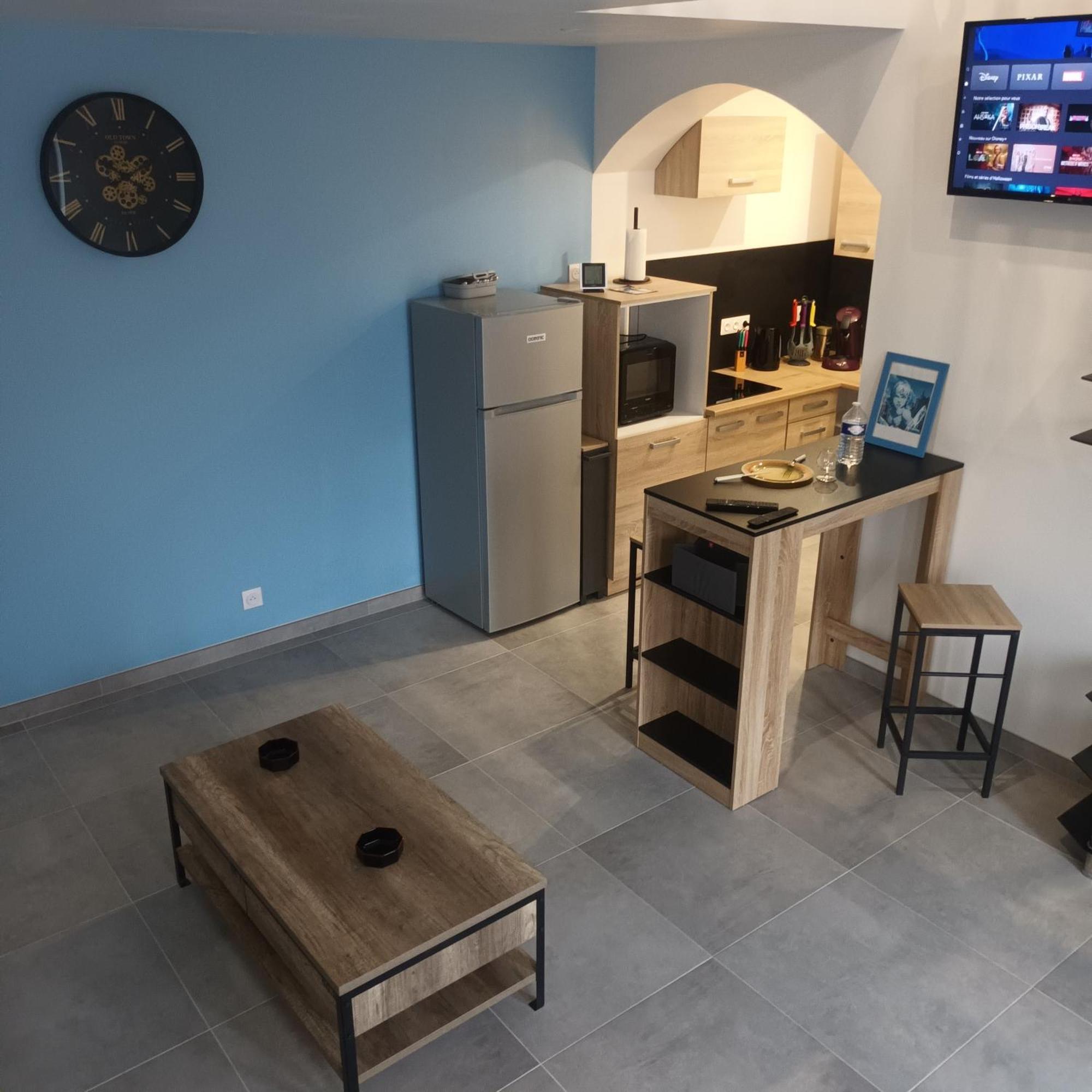 Апартаменты Loft Entier, Calme, Fibre Et Wifi Сен-Кантен Экстерьер фото